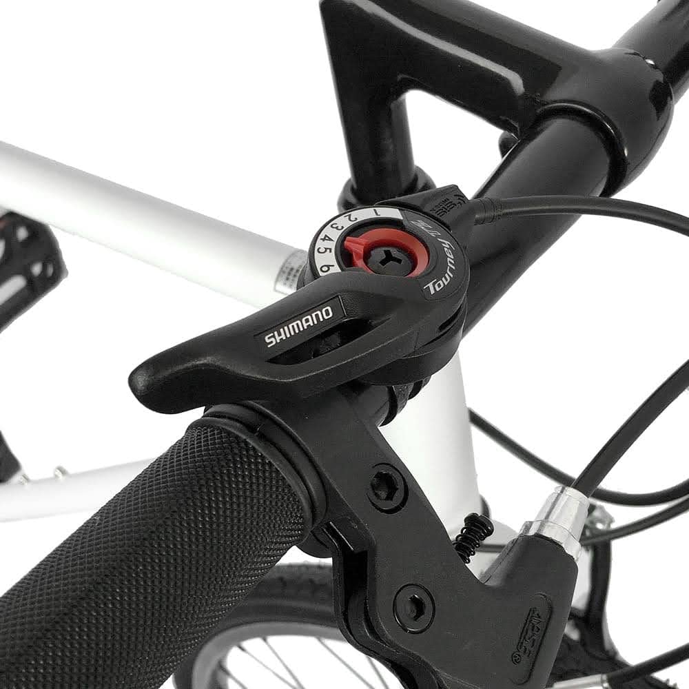 クロスバイク 700C 6段変速 自転車 チャリ700×28C カギ クロスバイク 自転車 700C 6段変速 通勤通学に チャリ 軽量 安い